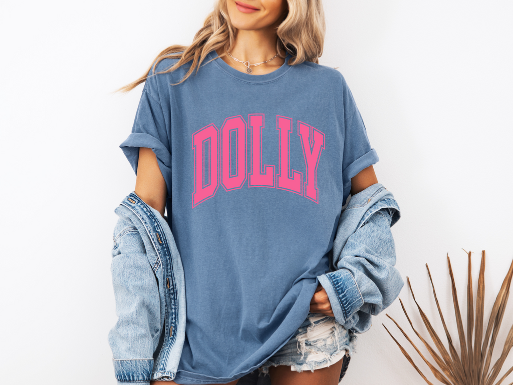 'DOLLY' UNISEX TEE
