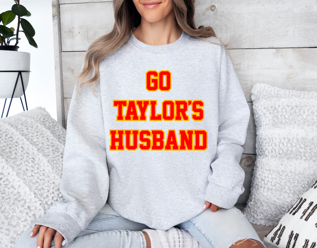 'GO TAYLOR'S HUSBAND' UNISEX PULLOVER