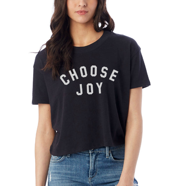 'CHOOSE JOY' WOMEN'S CROPPED TEE